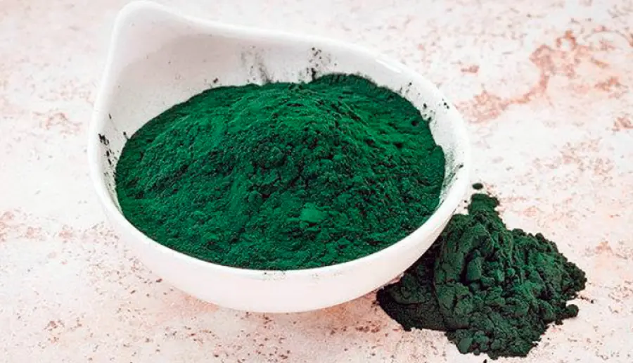 Alga spirulina in polvere: come assumerla?