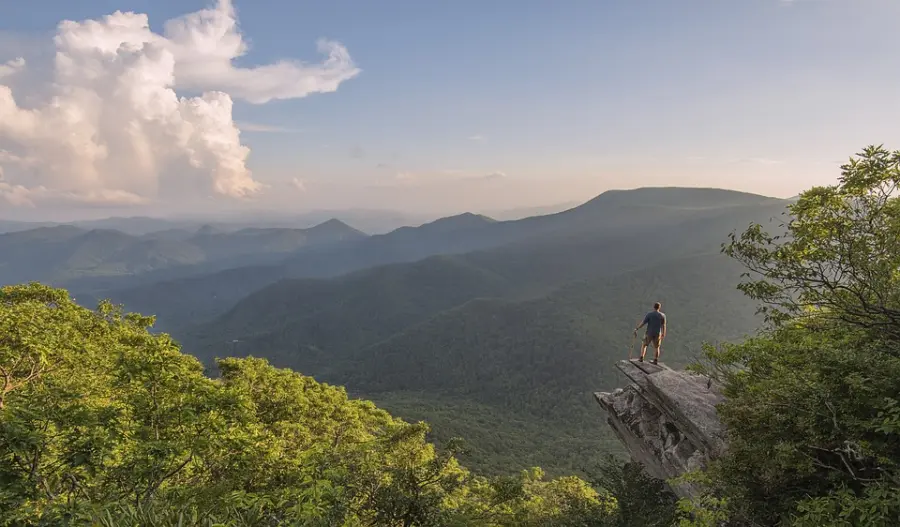 Vacanze estive, le mete per una vacanza attiva