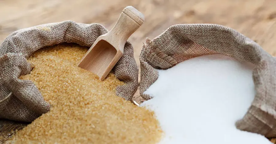 Meglio lo zucchero bianco o quello di canna?