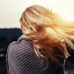 I migliori rimedi naturali per bloccare la caduta dei capelli