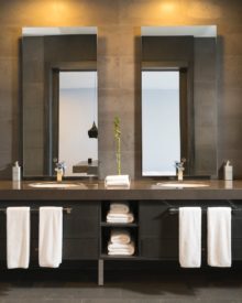 Come arredare una stanza da bagno di piccole dimensioni: 4 suggerimenti